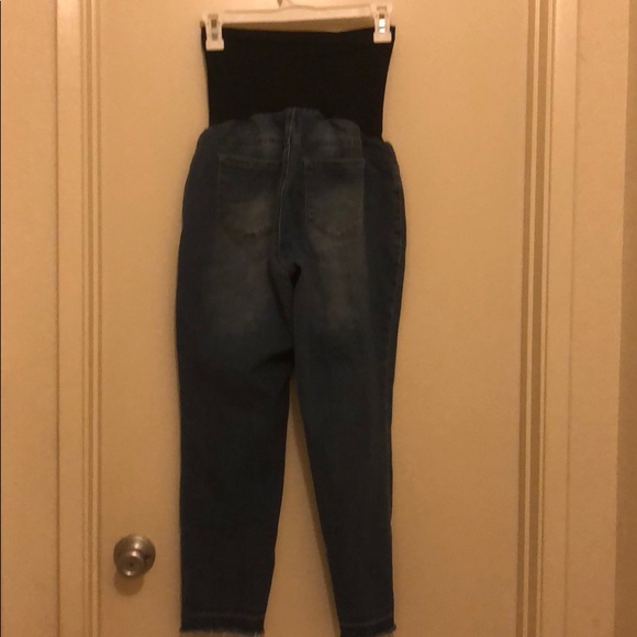 Trendy capris maternity pants - Picture 4 of 6